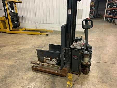 Pallet Stackers Crown WS2000