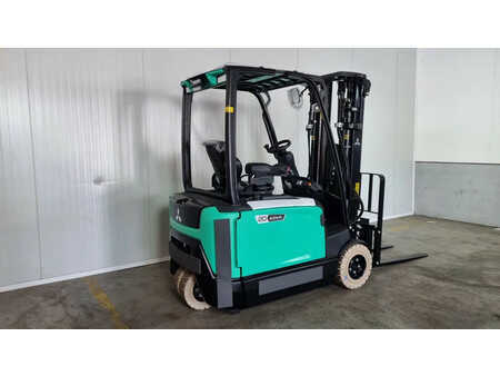 Elektryczne 3-kołowe 2025 Mitsubishi FB20N2T FB20N2T (3)