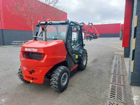 Rough Terrain Forklifts 2025 Manitou MC25-4 MC25-4 (3)
