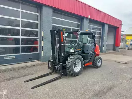 Carrelli fuoristrada 4x4 2025  Manitou MC 25 -4 | NIEUW | DIRECT LEVERBAAR! (8)