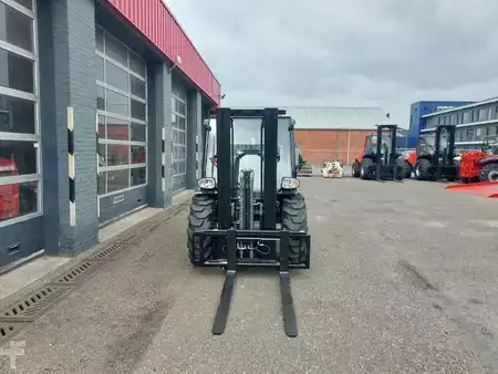 Carrelli fuoristrada 4x4 2025  Manitou MC 25 -4 | NIEUW | DIRECT LEVERBAAR! (9)