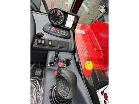 Teleskoplastare Rigid 2024  Manitou MT730H (8)