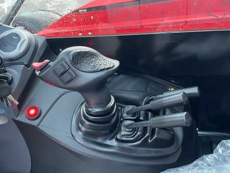 Wózki teleskopowe sztywne 2025  Manitou MT 1840 100HP | 25 KM/H | NEW | LIMITED STOCK (13)