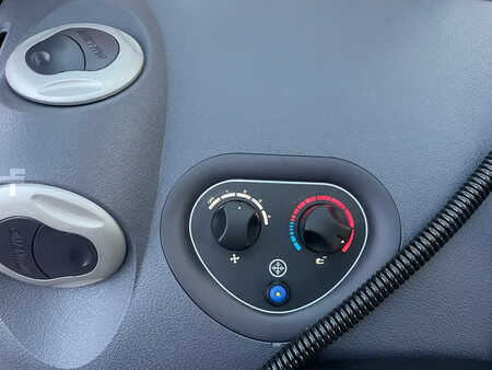 Wózki teleskopowe sztywne 2025  Manitou MT 1840 100HP | 25 KM/H | NEW | LIMITED STOCK (14)