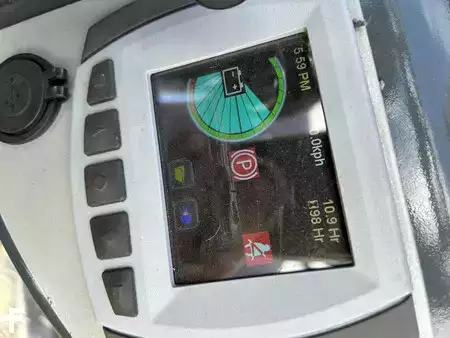 Elektromos 4 kerekű 2023  Combilift Aislemaster AM20SHE (11)