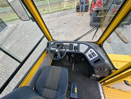 Tracteurs à bagages 2018  Terberg YT 222 4x2 aangedreven terminal trekker (10)