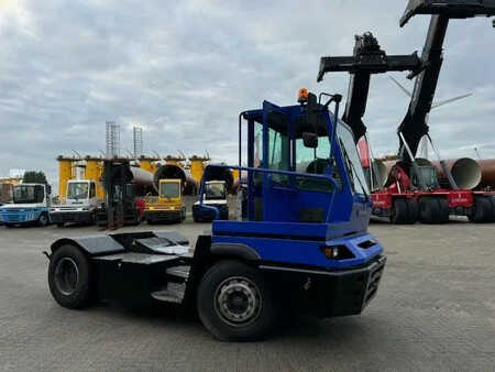 Terminálový traktor 2012  Terberg YT 182 (5)