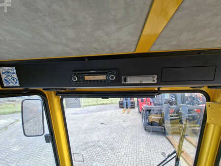 Terminálový traktor 2019  Terberg YT 222 4x2 aangedreven terminal trekker (11)