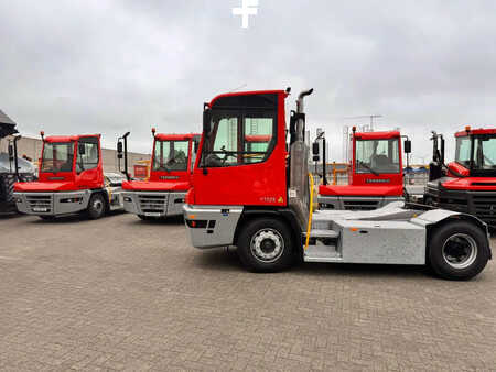 Trattori per terminali 2023  Terberg YT 223 4x2 aangedreven terminal trekker (7)