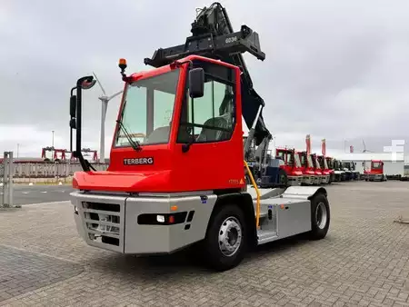 Tractor Industrial 2023  Terberg YT 223 4x2 aangedreven terminal trekker (8)