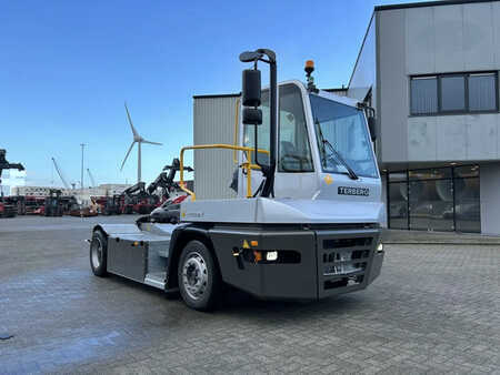 Terminal tractor 2023  Terberg YT 203 EV Elektrisch aangedreven terminal trekker (1)