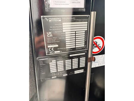 Terminaltraktor 2025  Terberg RT 223 4x4 35t (8)