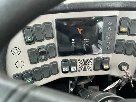Terminal tractor 2025  Terberg YT 223 4x2 aangedreven terminal trekker (19)