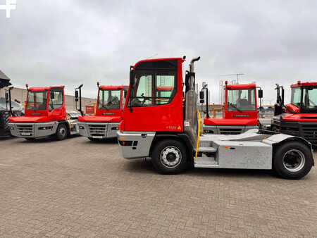Terminal tractor 2025  Terberg YT 223 4x2 aangedreven terminal trekker (7)