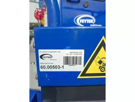 Terminálový traktor 2018  Terberg YT 222 4x2 aangedreven terminal trekker (3)
