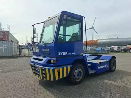 Terminálový traktor 2018  Terberg YT 222 4x2 aangedreven terminal trekker (4)