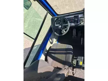 Terminálový traktor 2018  Terberg YT 222 4x2 aangedreven terminal trekker (8)