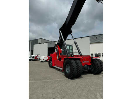 Kalmar DRG450-65S5 Reachstacker