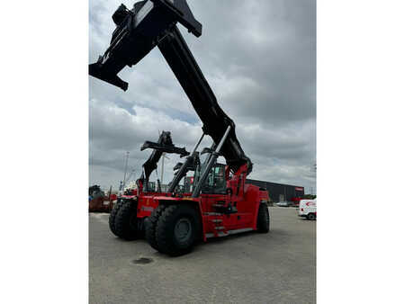 Kalmar DRG450-65S5 Reachstacker