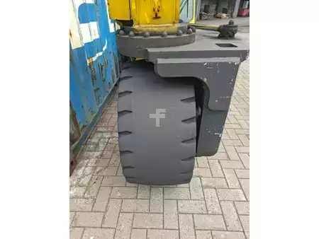 Carrelli elevatori per container 2019  Combilift SC3TA (11)