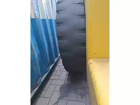 Carrelli elevatori per container 2019  Combilift SC3TA (9)