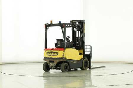 Chariots électriques à 4 roues 2018  Hyster J-2.5-XN (2)