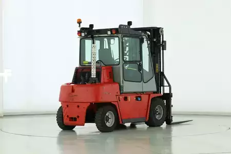 Empilhador diesel 2016  Kalmar DCF-50-6-H (2)