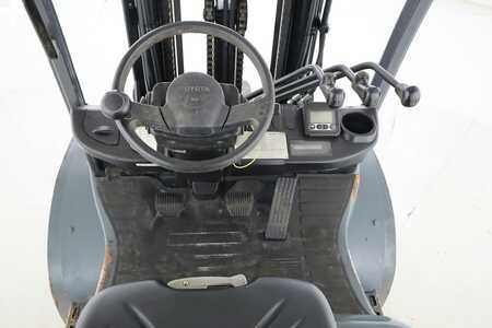 LPG Forklifts 2014  Toyota 02-8-FGF-30 (4) 