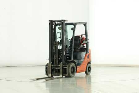 LPG Forklifts 2018  Toyota 02-8-FGF-18 (1)