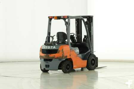 LPG Forklifts 2013  Toyota 02-8-FGF-25 (2)