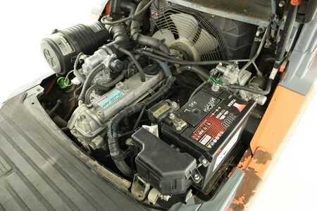 Chariot élévateur gaz 2014  Toyota 02-8-FGF-30 (3)