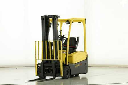 Eléctrica de 3 ruedas 2016  Hyster J-1.6-XNT (1)