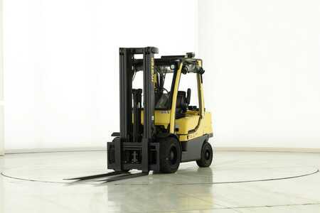 Empilhador a gás 2015  Hyster H-3.0-FT (1)