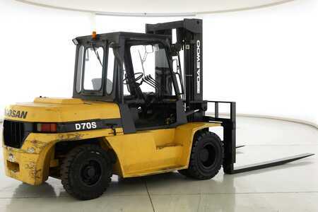 Dieseltrukki 2004  Doosan D-70-S-2 (2)