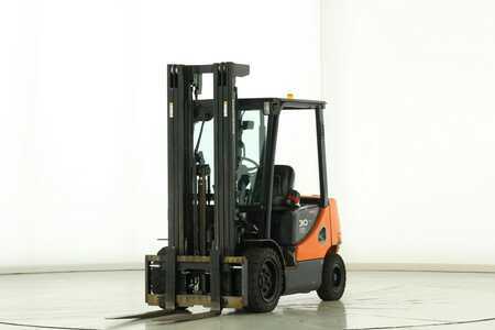 Diesel Forklifts 2013  Doosan D-30-S-5 (1)