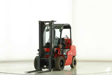 Carretilla elevadora GLP 2007  Mitsubishi FG-35-N (1)