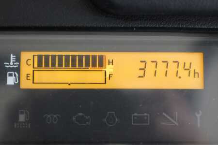 Carretilla elevadora GLP 2018  Toyota 02-8-FGJF-35 (4)