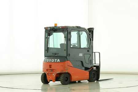 Carrelli elettrici 4 ruote 2016  Toyota 8-FBMT-25 (2)