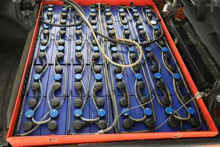 Elektro 4 Rad 2018  Linde E-25-L-01 (387) (3)