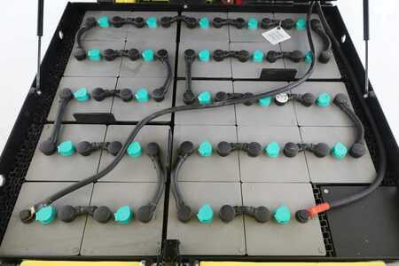 Electric - 4 wheels 2013  Hyster E-4.00-XL (3)