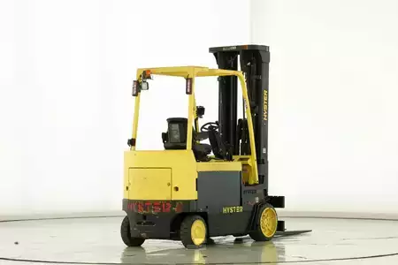 Eléctrica de 4 ruedas 2013  Hyster E-4.00-XL (2)