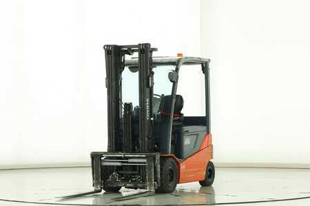 Elektro 4 Rad 2017  Toyota 8-FBMKT-25 (1)