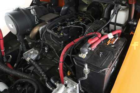 Empilhador diesel 2016  Doosan D-55-C-7 (3)