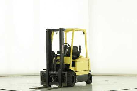 Carrelli elettrici 4 ruote 2009  Hyster J-3.00-XM-861 (1)