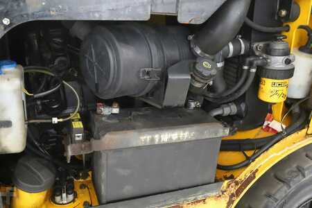 Manipulador fijo 2015  JCB TLT-30-D-TCR (3)