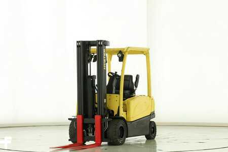 Carrelli elettrici 4 ruote 2017  Hyster J-3.0-XN (1)