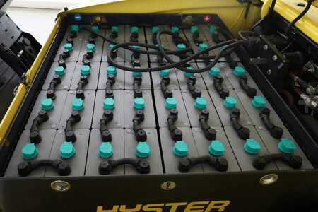 Carrelli elettrici 4 ruote 2017  Hyster J-3.0-XN (3)