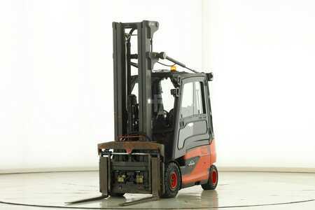 4-wiel elektrische heftrucks 2012  Linde E-30-L-01 (387) (1)