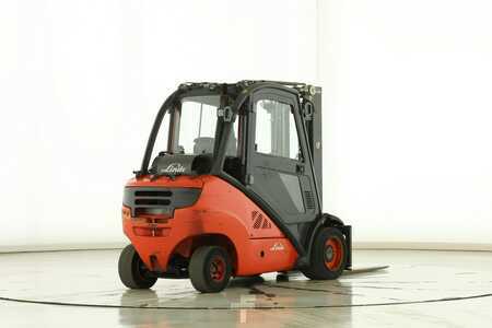 Gázüzemű targoncák 2012  Linde H-35-T-01 (393) (2)
