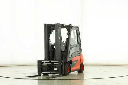 Elektro 4 Rad 2014  Linde E-30-01 (387) (1)